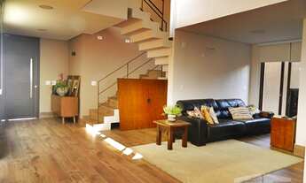 Imagem 4: Excelênte sobrado em Condominio fechado com A.T 245 mts / A.C 199 mts