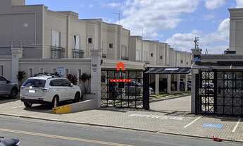 Imagem 2: Casa de Condomínio com 3 Quartos e 3 banheiros à Venda, 107 m² por R$ 620.000