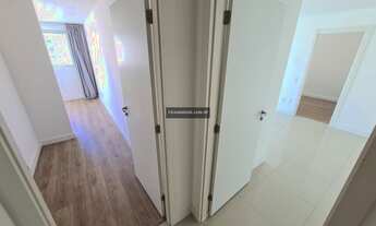 Imagem 5: Andar alto, sol manhã, linda vista da Barra ! Excelente 2 suítes com vaga coberta!