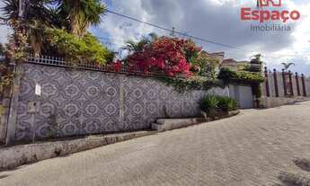 Imagem: CASA ANTIGA COM DOCUMENTAÇÃO NA ARNIQUEIRA