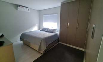 Imagem 6: Casa para venda possui 201 metros quadrados com 4 quartos em Alphaville - Santana de Parna