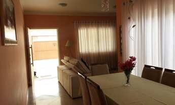 Imagem 2: Sobrado para venda tem 175 metros quadrados com 3 quartos em Vila Mogilar - Mogi das Cruze