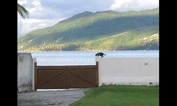 Imagem 5: Alugo Casa Térrea para temporada em São Sebastião,3 quartos, uma suíte, ,pé na areia,10 pe