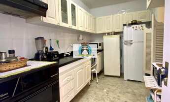 Imagem 7: Casa sobrado c 228m2 c 3 dorm. sendo 1 suíte, c armários, edícula, churrasqueira, 3 vagas