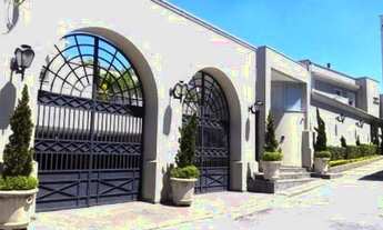 Imagem 2: Linda Casa Nova em Cond. Fechado, em Estilo Neo.Classico na Vila Mariana,!