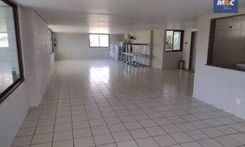 Imagem 4: 1 quarto na Na melhor localização da Madalena, com armários, piscina, com vista para Beira