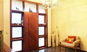 Imagem 2: Casa de condomínio para aluguel e venda possui 300 metros quadrados com 4 quartos