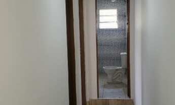 Imagem 6: Casa com quatro cômodos e garagem coberta