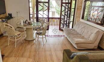 Imagem 2: Casa Duplex localizada em Jacarecica com 4 dormitórios sendo 1 suíte - 250m²