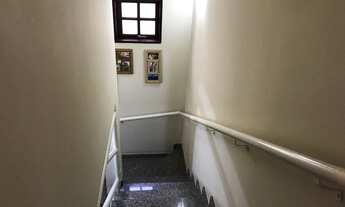 Imagem 3: BELO SOBRADO NA PARTE PLANA DO JARDIM SUL