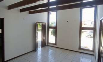 Imagem 2: Casa em condomínio fechado na Lagoa Redonda. À poucos metros da Maestro Lisboa