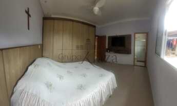 Imagem 7: Casa de Condomínio - Vila Paraíso - Caçapava - Residencial Terras do Vale - 3 Dormitórios