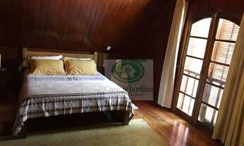 Imagem 3: Linda Casa em Campos do Jordão, no Bairro Alto do Capivari, 410 m² de área útil