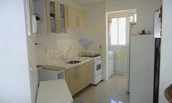 Imagem 4: Apartamento de frente para AVENIDA no 1º piso, Edifício sem elevador Localizado a 50 metro