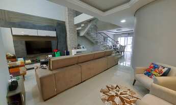 Imagem 2: Sobrado para venda com 318 metros quadrados com 4 quartos em Estância Velha - Canoas - RS