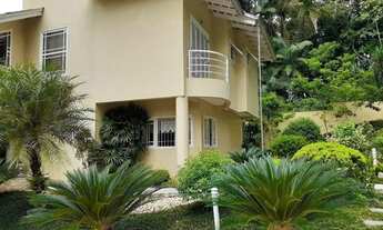 Imagem 6: Charmosa residência de alto padrão com 03 suítes, área de festas e piscina!!!