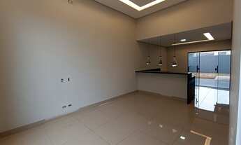 Imagem 3: Rita Vieira, Apenas uma Casa no Terreno