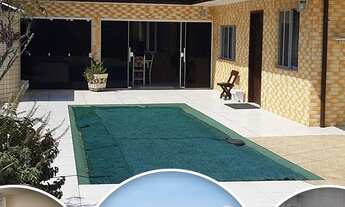 Imagem 1: Casa no centro de Matinhos!