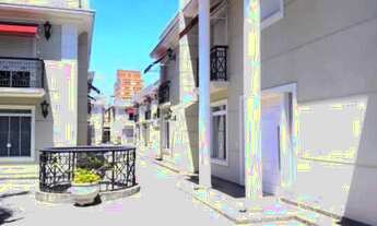 Imagem 7: Linda Casa Nova em Cond. Fechado, em Estilo Neo.Classico na Aclimação.!