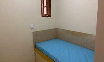 Imagem 2: Apartamento para venda possui 63 metros quadrados com 2 quartos em Centro - Petrópolis - R