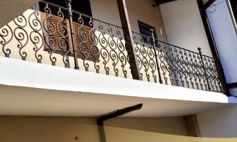 Imagem 7: Casa comercial para Locação Vila Tatetuba, São José dos Campos Parte superior suíte e hall