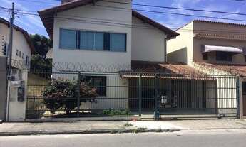 Imagem: Casa para venda tem 300 metros quadrados