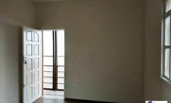 Imagem 4: Aluga casa grande seis quartos 4 banheiros B. Padre Eustáquio