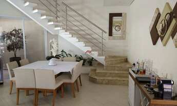 Imagem 4: Sobrado, piscina, Yucatan Paulínia, com projeto moderno de entrada e escada com pé direito