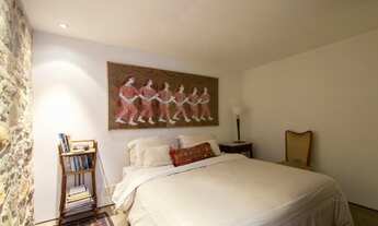 Imagem 7: Casa encanta pela localização privilegiada e pelo projeto arrojado e ao à venda/Locação