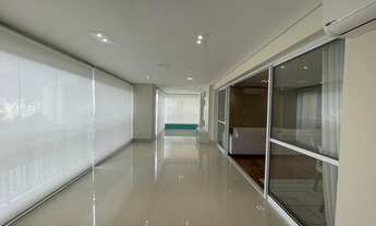 Imagem 2: Lindo apartamento com 208m , 3 suites e varanda gourmet na Vila mariana