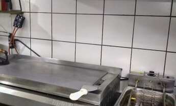 Imagem 5: Passa o ponto de lanchonete dentro da galeria na rua Santa Efigênia