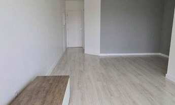 Imagem 2: Maravilhoso apto todo reformado e bem iluminado !!!