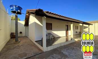 Imagem 4: Casa com terreno amplo!!