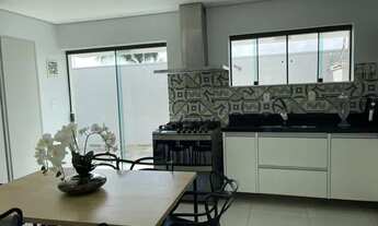 Imagem 5: Casa para Venda em Mogi das Cruzes, Vila Oliveira, 3 dormitórios, 3 suítes, 5 banheiros, 6