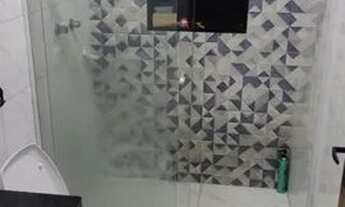 Imagem 5: PARTE INTERNA TODA REFORMADA E JANELAS.<br><br>* LOCAD