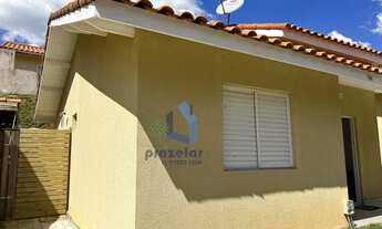 Imagem 3: ** Chalé com 02 dormitórios em condomínio em Mairinque **