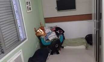 Imagem 7: Apartamento lateral de 2 dorms com garagem fechada em santos ( Embaré ) próx ao canal 5