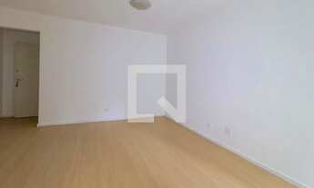 Imagem 3: Apartamento para Aluguel - Água Verde, 2 Quartos, 72 m2