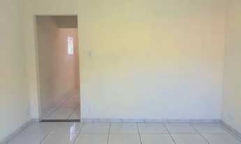 Imagem 2: Pedreira: Casa na parte de cima: com 2 quartos, sala, cozinha, banheiro, lavanderia