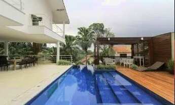 Imagem 4: Esplendida mansão em terreno com quase 20 mts de frente