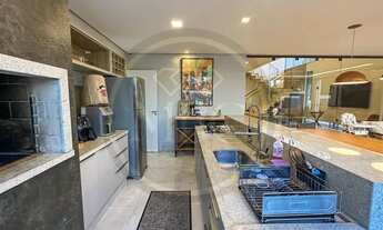 Imagem 7: Praia dos Passarinhos / Casa Duplex / 4 quartos sendo 3 suítes