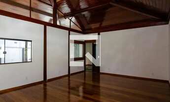Imagem 2: Casa de Condomínio para Aluguel - Vargem Grande, 3 Quartos, 572 m2