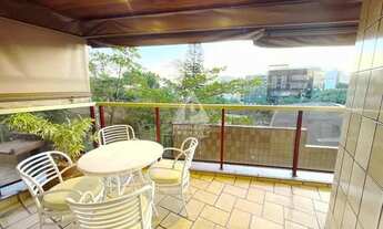 Imagem 2: Arpoador, Prédio Imponente, Posto 6, Morro Dois Irmãos