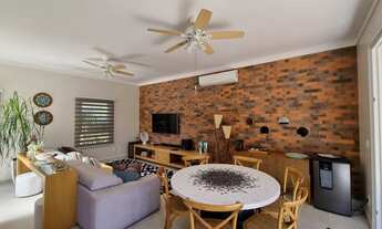 Imagem 2: Casa de condomínio para venda tem 180 metros quadrados com 4 quartos