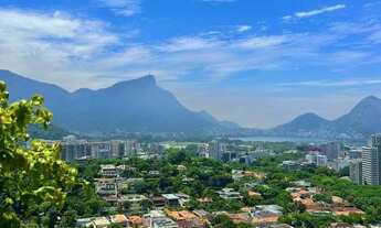 Imagem: Cobertura duplex para venda tem 342 metros