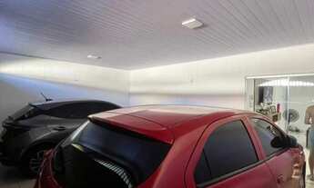 Imagem 2: Casa Residencial com 4 Quartos, 2 Vagas e Quintal no Parque Piauí Teresina