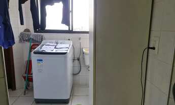 Imagem 2: Apto 3 dorm, 1 suíte, rua União, cozinha planejada, varanda, sol da manhã, 2 vagas