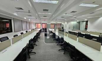 Imagem 7: Conjunto, 200 m² - venda por R$ 3.500.000,01 ou aluguel por R$ 25.965,02/mês - Itaim Bibi