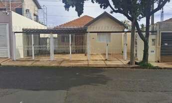 Imagem: Locação de Casas / Padrão na cidade de