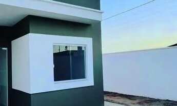 Imagem 2: Casa com 2/4 sendo 1 suíte, Cozinha, Sala, Banheiro, Garagem-BAIRRO MANGABEIRA